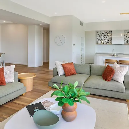 Element On Coolum Beach Aparthotel Exterior photo